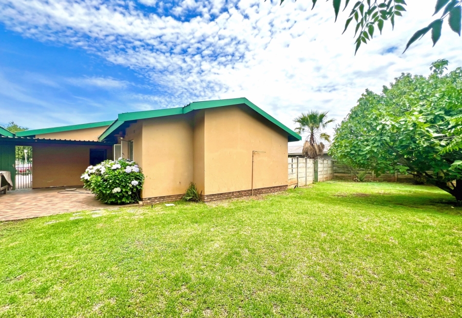 3 Bedroom Property for Sale in Potchefstroom North West